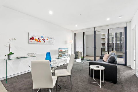 Astra Apartments Wollongong CBD - Hotel Accommodation 0