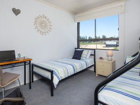 At The Beach - Kiama Surf Beach At Your Doorstep - Hotel Accommodation 3