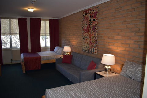 Attunga Alpine Lodge & Apartments - Hotel Accommodation 3