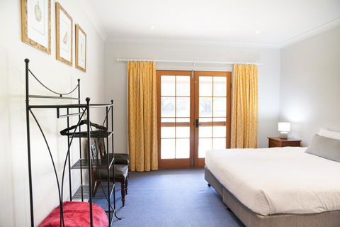 Audrey Wilkinson Vineyard - Hotel Accommodation 1