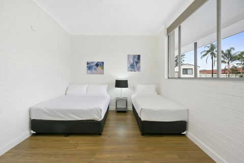Australian Community Villages - Hotel Accommodation 1