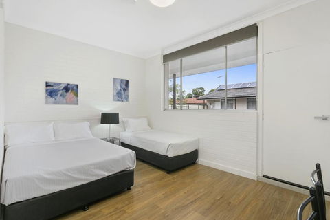 Australian Community Villages - Hotel Accommodation 3
