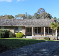 Australian Home Away  Doncaster Grange Park - Hotel Accommodation