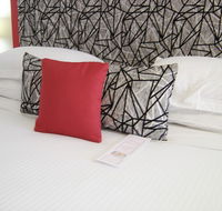 Avaleen Lodge Motor Inn - Hotel Accommodation