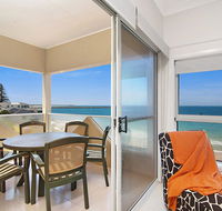 Avalon 3 - views to die for - across the road from convent beach - Hotel Accommodation