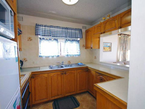 Avilla Court 2 - Hotel Accommodation 1