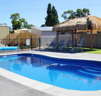 Avondel Caravan Park - Hotel Accommodation