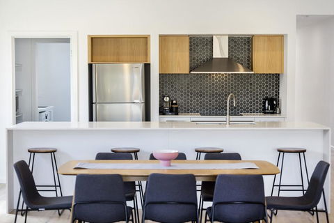 AZURE - ROSEBUD - Hotel Accommodation 3