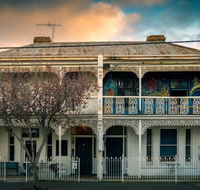 Back Of Chapel - Hotel Accommodation