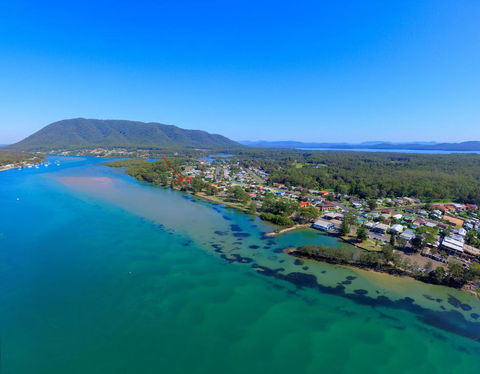 BANYANDAH 557 Ocean Drive NH - Hotel Accommodation 1