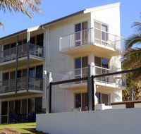 Bargara Shoreline Apartments - Hotel Accommodation