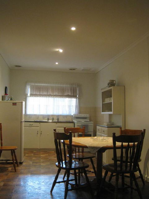 Basedow Units Tanunda - Hotel Accommodation 1