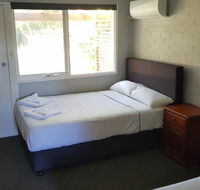 Bateau Bay Hotel - Hotel Accommodation