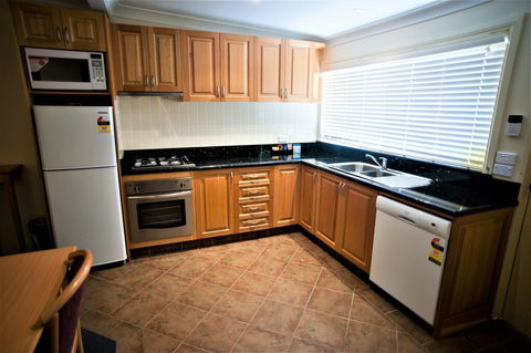 Bathurst Heritage Motor Inn - Hotel Accommodation 1