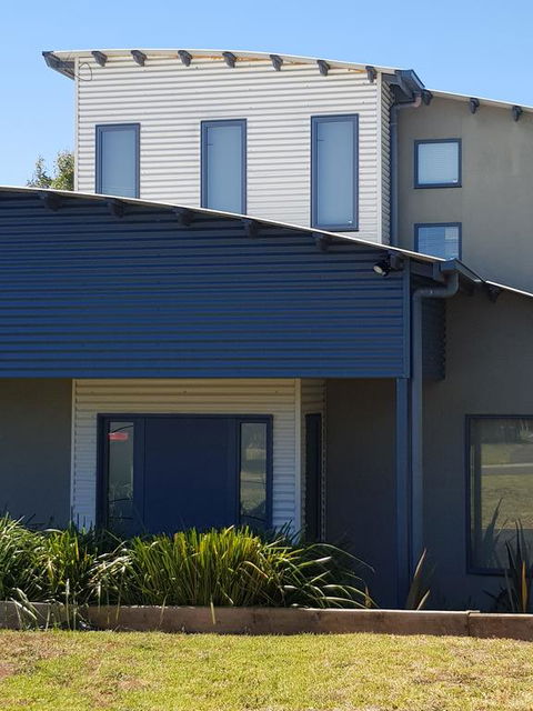 Bay Breeze Holiday Home - Hotel Accommodation 2