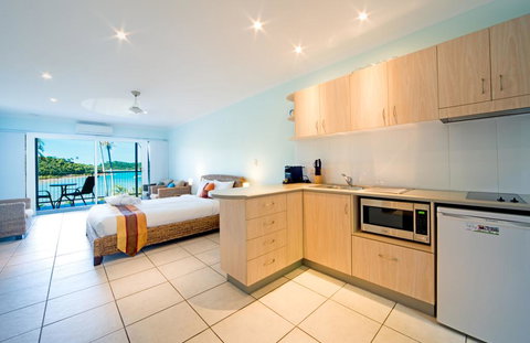 Baybliss Apartments Studio 2 - Hotel Accommodation 3