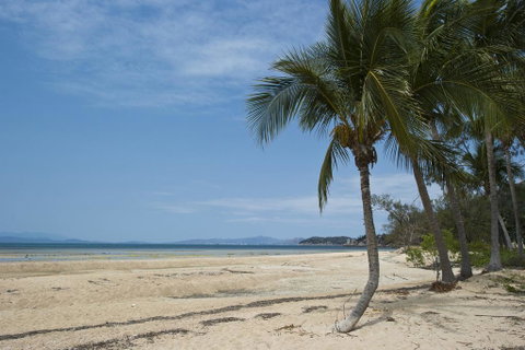 Beachcomber Unit 2 - Hotel Accommodation 3