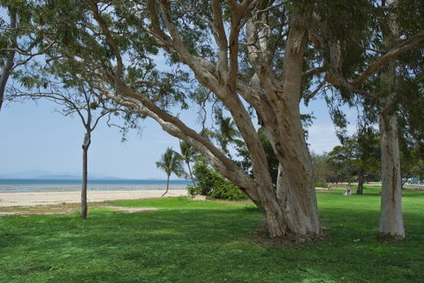 Beachcomber Unit 2 - Hotel Accommodation 2