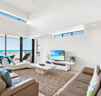 Beaches on Maroochy 1 Beach Parade - Hotel Accommodation