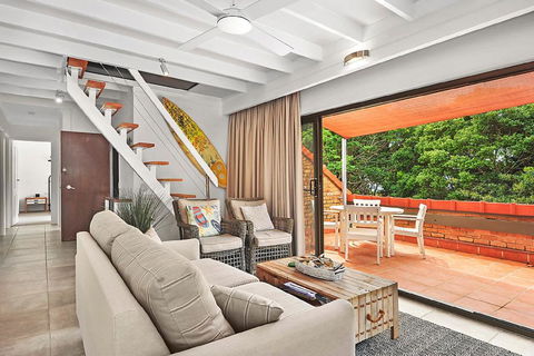 Beachfront 7 Penthouse - Sawtell, NSW - Hotel Accommodation 0