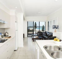 Beachfront 8 - Hotel Accommodation
