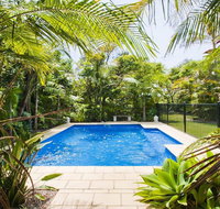 Beachfront Pool House - Absolute beachfront - Hotel Accommodation