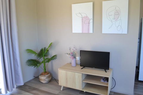 Rio Rita Ocean View Apartments - Hotel Accommodation 2
