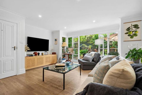 Reed Cottage - Hotel Accommodation 2