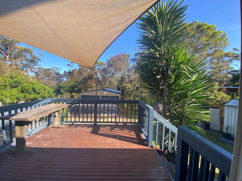 Reel & Relax: 3BR Beach House - Fish, Swim, Surf - Hotel Accommodation 1