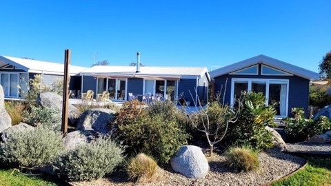 Relax At Rowdygoose Farm - Hotel Accommodation 0