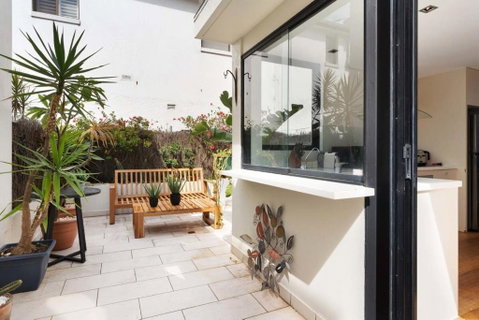 Relaxed Beachside Townhouse - Hotel Accommodation 3