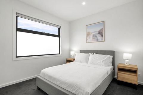 Relaxing Family Townhouse Near Melbournes CBD - Hotel Accommodation 1