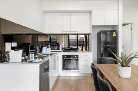 Relaxing Family Townhouse Near Melbournes CBD - Hotel Accommodation 2