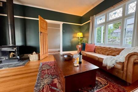 Renovated Cottage Near Cataract Gorge Launceston - Hotel Accommodation 0