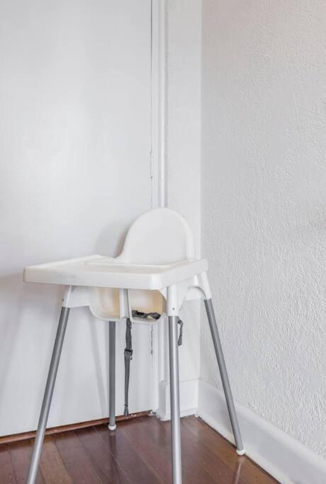 Resort Lifestyle Urban Apt - Pool, Gym, Sauna - Hotel Accommodation 2