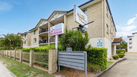 Resort Style Unit Across From The Water - Hotel Accommodation 1