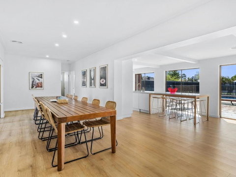 Retreat House - Hotel Accommodation 2