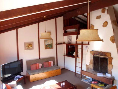 Retro 2 Bedroom Apartment - Hotel Accommodation 0