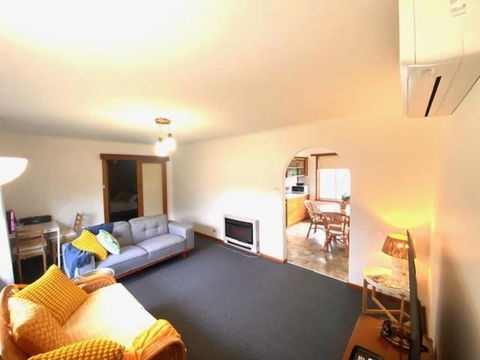 Retro Riverside Redan, Ballarat - Hotel Accommodation 2