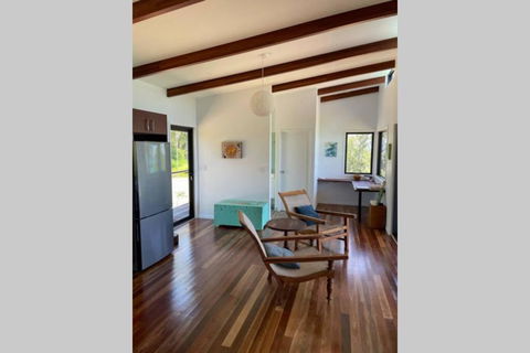 Ridge Cabin - Stunning Views - 5km From Neighbours - Hotel Accommodation 2