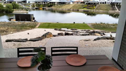 RIVER VIEWS - Hotel Accommodation 0