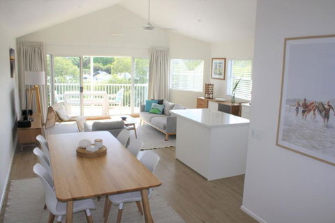 Rivershores - Hotel Accommodation 2