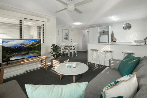 Riverside Location, Noosa Sound - Hotel Accommodation 1