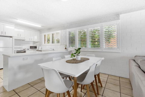 Riverview Two Apartments - Hotel Accommodation 2