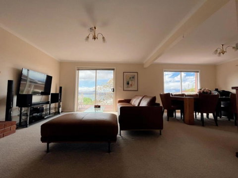 Riveting House With Incredible Water-view At SandyBay - Hotel Accommodation 3