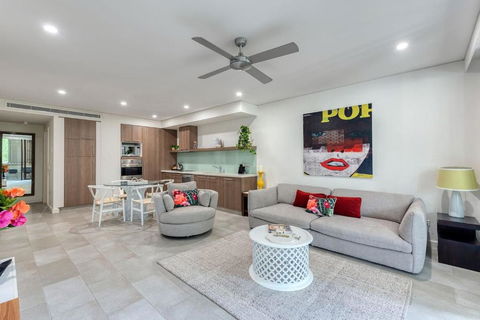 Rose At Temple Palm Cove - A Poolside Paradise - Hotel Accommodation 0