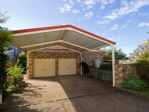 Salamander Beach Front - Hotel Accommodation 2