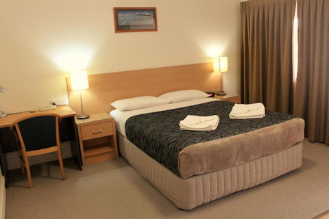 Rockhampton Palms Motor Inn - Hotel Accommodation 1