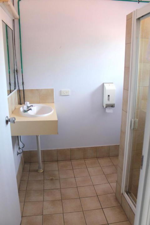 Rocky Glen Hotel Motel Gladstone - Hotel Accommodation 2