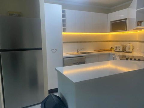 ROOFTOP APARTMENT AT MARINA TERRACES - Hotel Accommodation 2